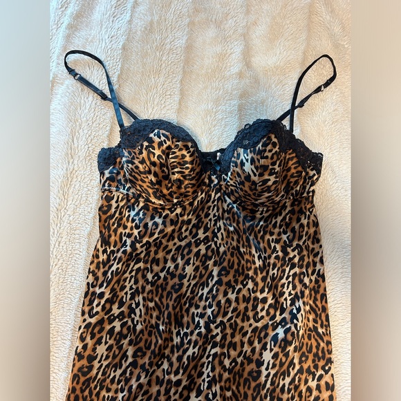 Lepord pink silk dress - Picture 2 of 3